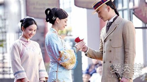 ���껨������Բ������������������ �����ƽ����ʲô