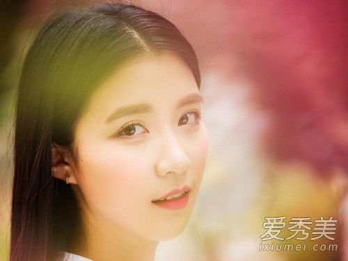 2012车展style 车模美胸透视装衣不蔽体