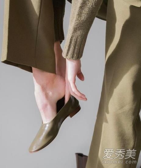 �＾��ѥʲô��ɫ�ÿ� �＾ʲôѥ�����ȳ�