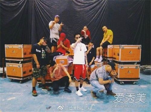 �컨��Ϊʲô��ô�� �컨��Ϊʲô��а��