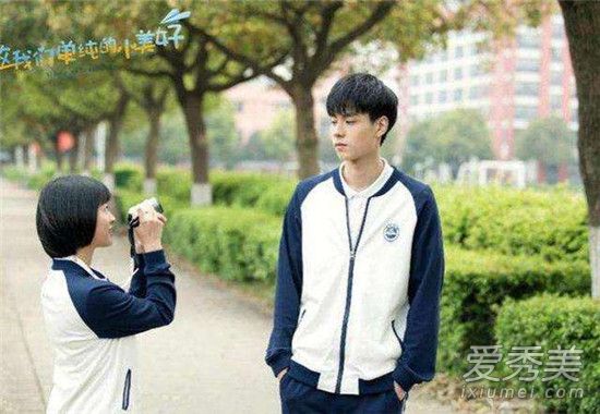 ��һ����Ů������ ��һ��Ů���ѱ�׼