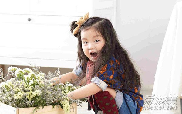 2017阿拉蕾崔雅涵最新萌照高清无水印版 阿拉蕾为什么这么火