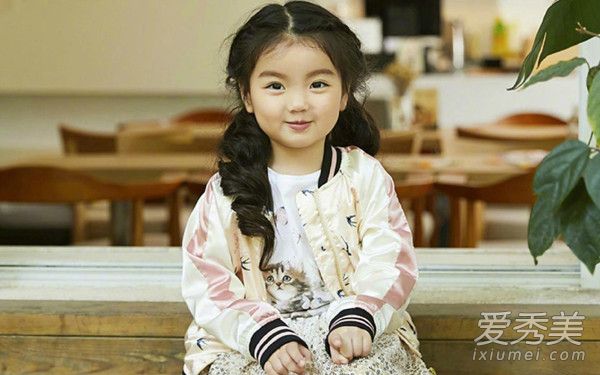 2017阿拉蕾崔雅涵最新萌照高清无水印版 阿拉蕾为什么这么火