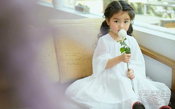 2017阿拉蕾崔雅涵最新萌照高清无水印版 阿拉蕾为什么这么火