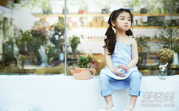 2017阿拉蕾崔雅涵最新萌照高清无水印版 阿拉蕾为什么这么火