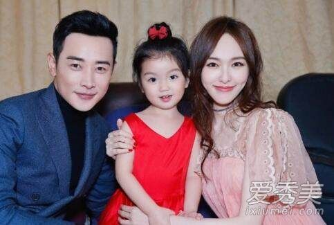 2017阿拉蕾崔雅涵最新萌照高清无水印版 阿拉蕾为什么这么火