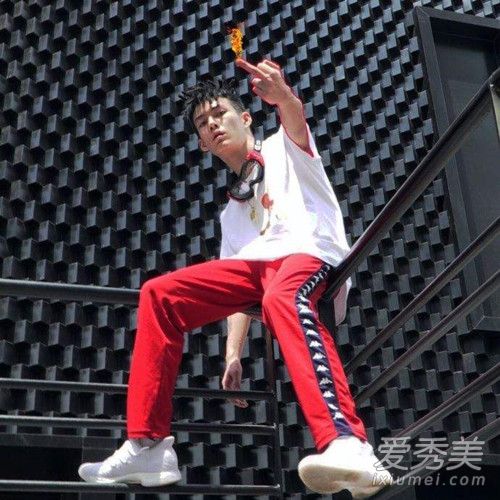 컨ᱴ 컨ᱴ