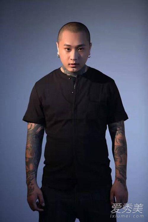 快手lao方丈是怎么出名的 快手方丈一个月赚888万人民币是真吗
