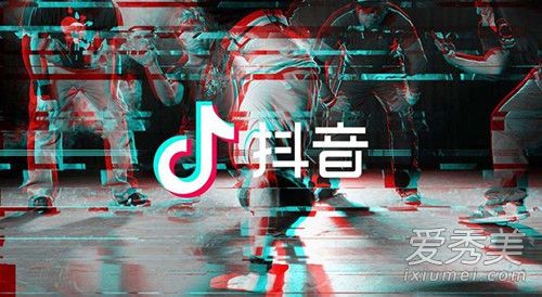  Ӣ
