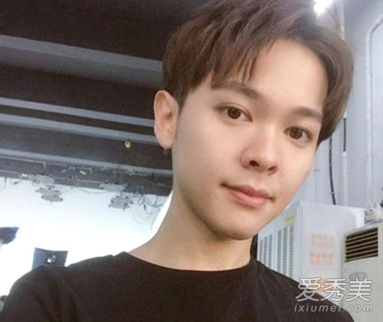 ż����ϰ���ȳ����������ϼ�ͥ���� �ȳ�������������΢����ַ