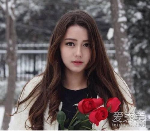 李诗颖是谁 李诗颖三围个人资料年龄身高微博介绍