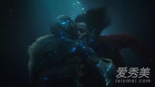 水形物语女主手势是什么意思 电影水形物语观后感