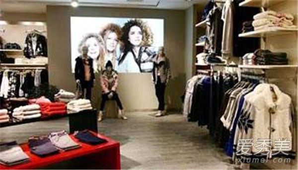 ����Ůװ��ô�� ����Ůװ�ʺ�ʲô����