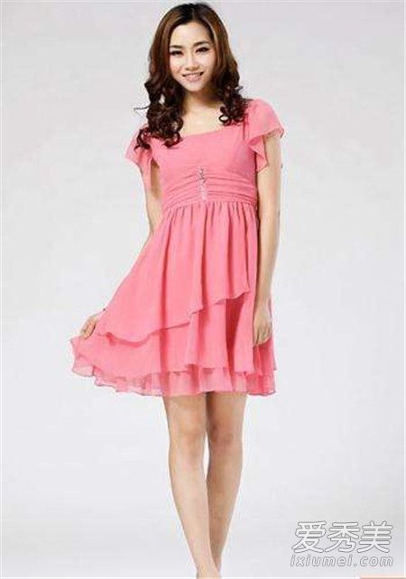 ����Ůװ�Ǽ���Ʒ�� ����Ůװ��˭����