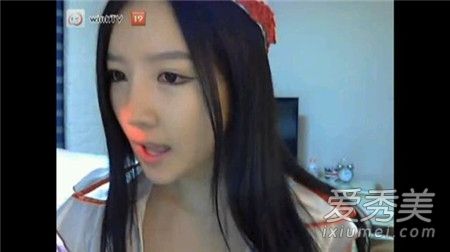 韩女主播当众出丑惹关注 各国女主播意外事件盘点