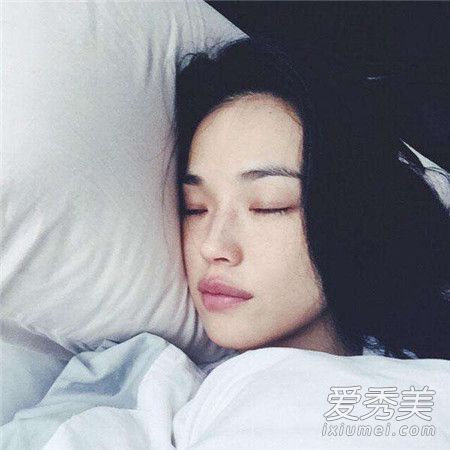 ����������¶���� 20��Ů�������߹�