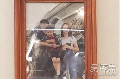 邓莎全家福首曝光是怎么回事 邓莎老公是谁