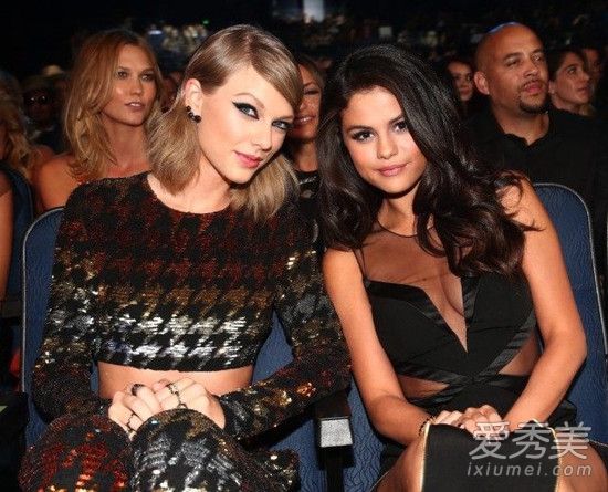 赛琳娜告白霉霉是怎么回事 赛琳娜和霉霉是什么关系