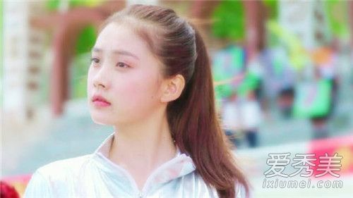 Ŷ�ҵĻʵ۱���2�ı���˭�ݵ� ���θ������Ͻ���