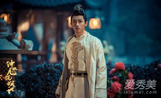 ��ظ׽��������Ȼ��������˭ ��ظ׽��������Ȼ˭�ݵ�