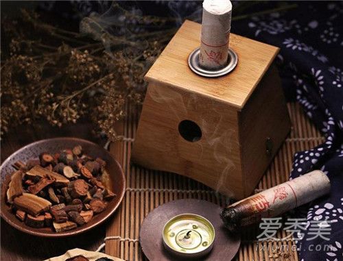艾条熏肚脐的最佳时间 艾条熏肚脐能治宫寒吗