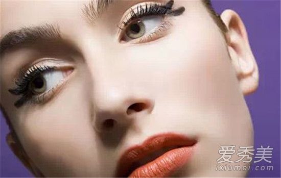 鼻翼宽大怎么缩小 鼻翼宽大能捏小么