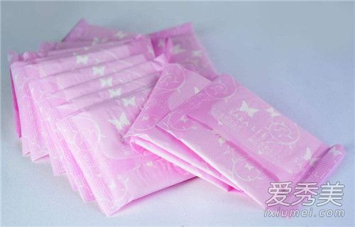 用清凉型的卫生巾好吗 卫生巾和卫生棉条哪个好