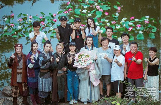 �°����Ӵ����������˭�ݵ� �°����Ӵ�����Ա��