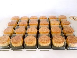 月饼皮怎么做才软窍门 广式月饼皮的做法及配方