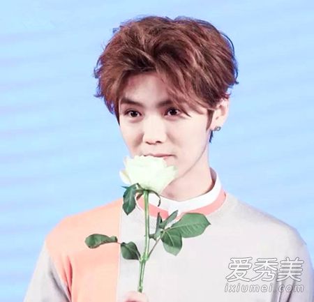 天生好色的人面相长什么样 长什么样的男人最花心