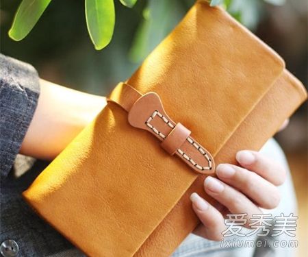 Ů��Ǯ��ʲô��ɫ�в� Ů����ʲô��ɫ��Ǯ