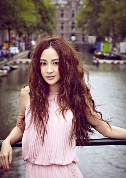 姚笛自曝已经结婚怎么回事 姚笛结婚撇清流言