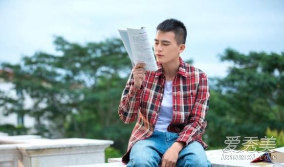 ɽ�²�֪�ĵ���Ҷ���˭�ݵ� ɽ�²�֪�ĵ���Ҷ�������ô��