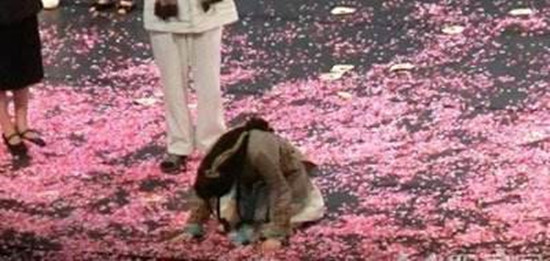 л���¹��Ǹ�¼�ʼĩ л���¹��Ǹ��̬�ȳϿһ������⳴��?