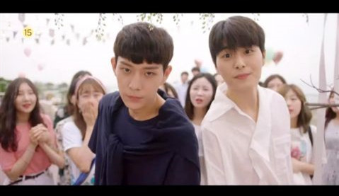 żȻ���ֵ�һ��������˭���ݵ� �����߽��´�������Ͻ���