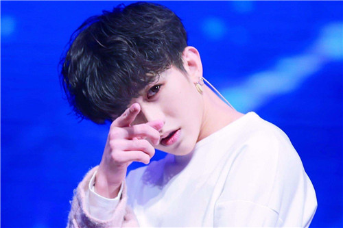 ��������Ӣ��������ʲô��� �������ĸ�ѧУ��ҵʲôѧ��