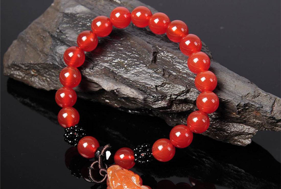 ���齫���ϴ��첼��ӮǮ�� ���齫���ϴ�ʲô������