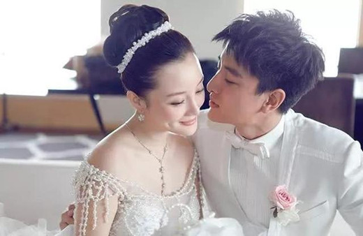 李小璐妈妈更新动态是什么情况 李小璐妈妈更新动态说了什么
