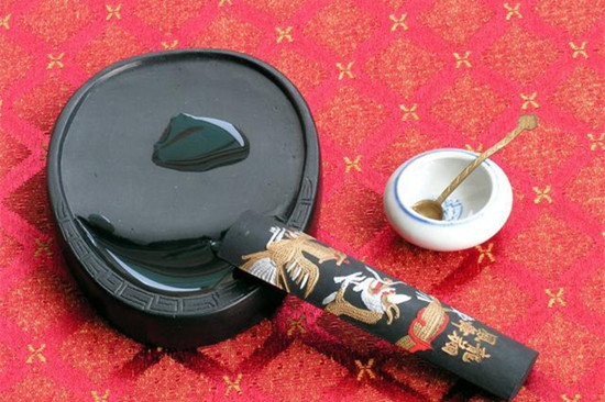 ���ѳ´׵���īд������ֽ����ʲô��˼ ��������