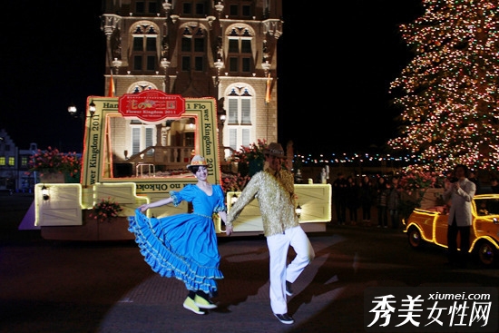 ��Ұ��Ů�ѡ��ձ�������� ������������������