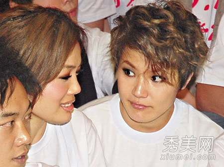 容祖儿疑似“出柜” 亲口承认与何韵诗感情