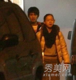 周渝民曾宝仪被曝澳门“奉子成婚”