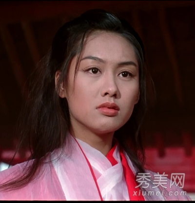黄贯中朱茵半裸相拥 或将诞下龙子