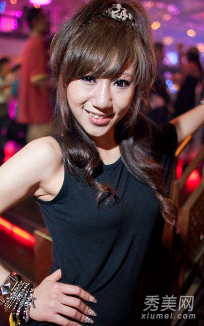 ����̨���Ը���Ů����ҹ���ɶ�װ