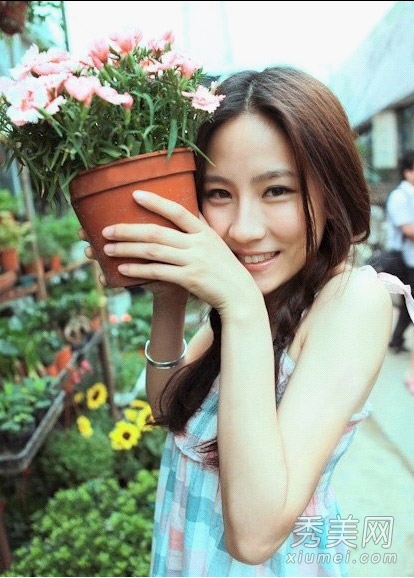 ��������Ů���б��� Ψ��˽�ձ���Ů��