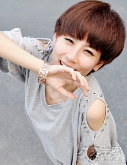 ��������Ů���б��� Ψ��˽�ձ���Ů��