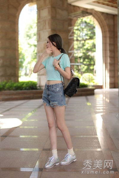 �����ʵ���¶ �̴�T�����Ը�С����