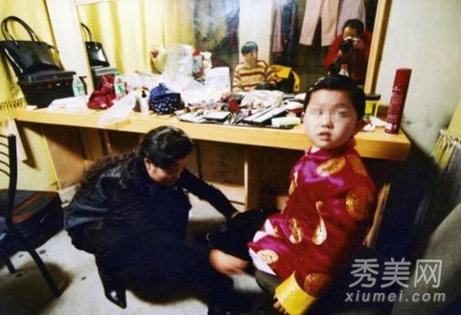 ����һ�����������Թ�ϵ��������ŭ٩