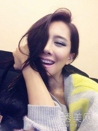 ���Ů����ů�Ŵ�߶������ع�