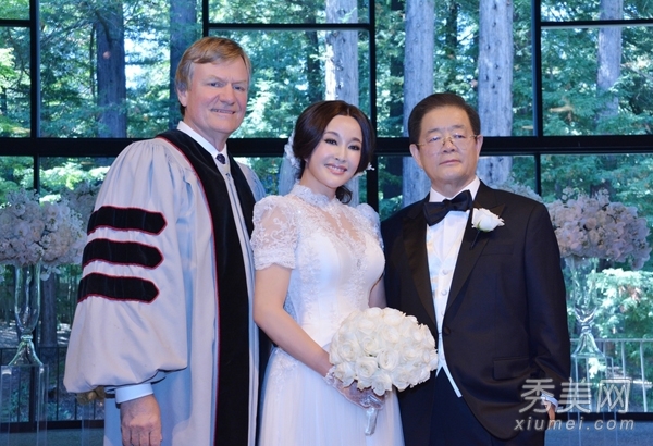 刘晓庆美国结婚 婚礼现场婚纱照曝光
